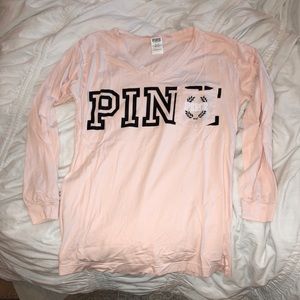 VS PINK ✧･ﾟLONG SLEEVE